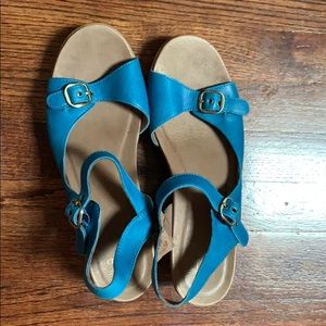 🚤 30 MINUTE SALE NWOT Dansko heels